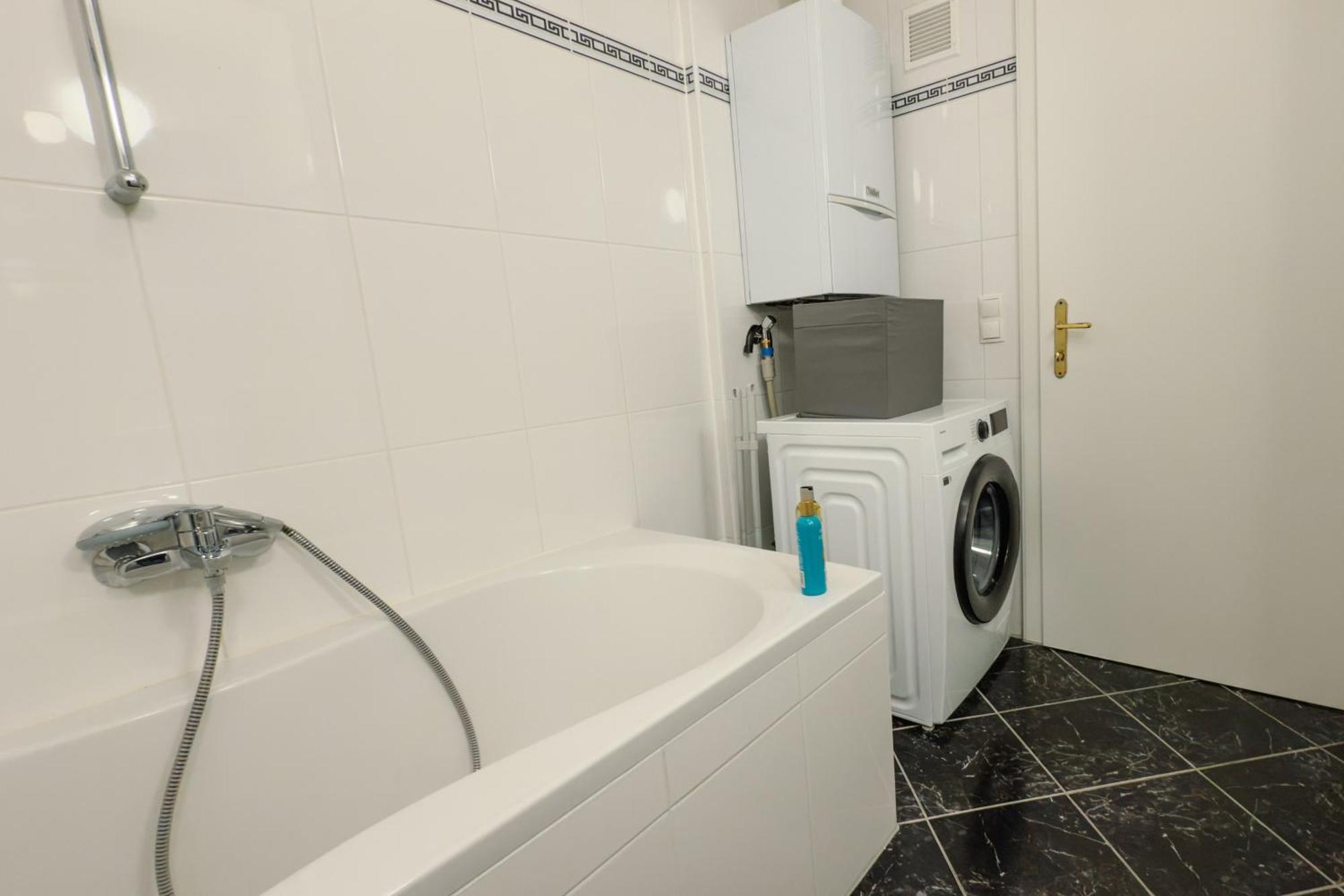 110Qm, 4 Bedrooms, Near Schoenbrunn - Axara Housing Osw 33 Viena Exterior foto